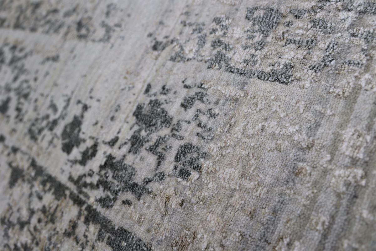 Hand-Woven Modern Crystal Collection