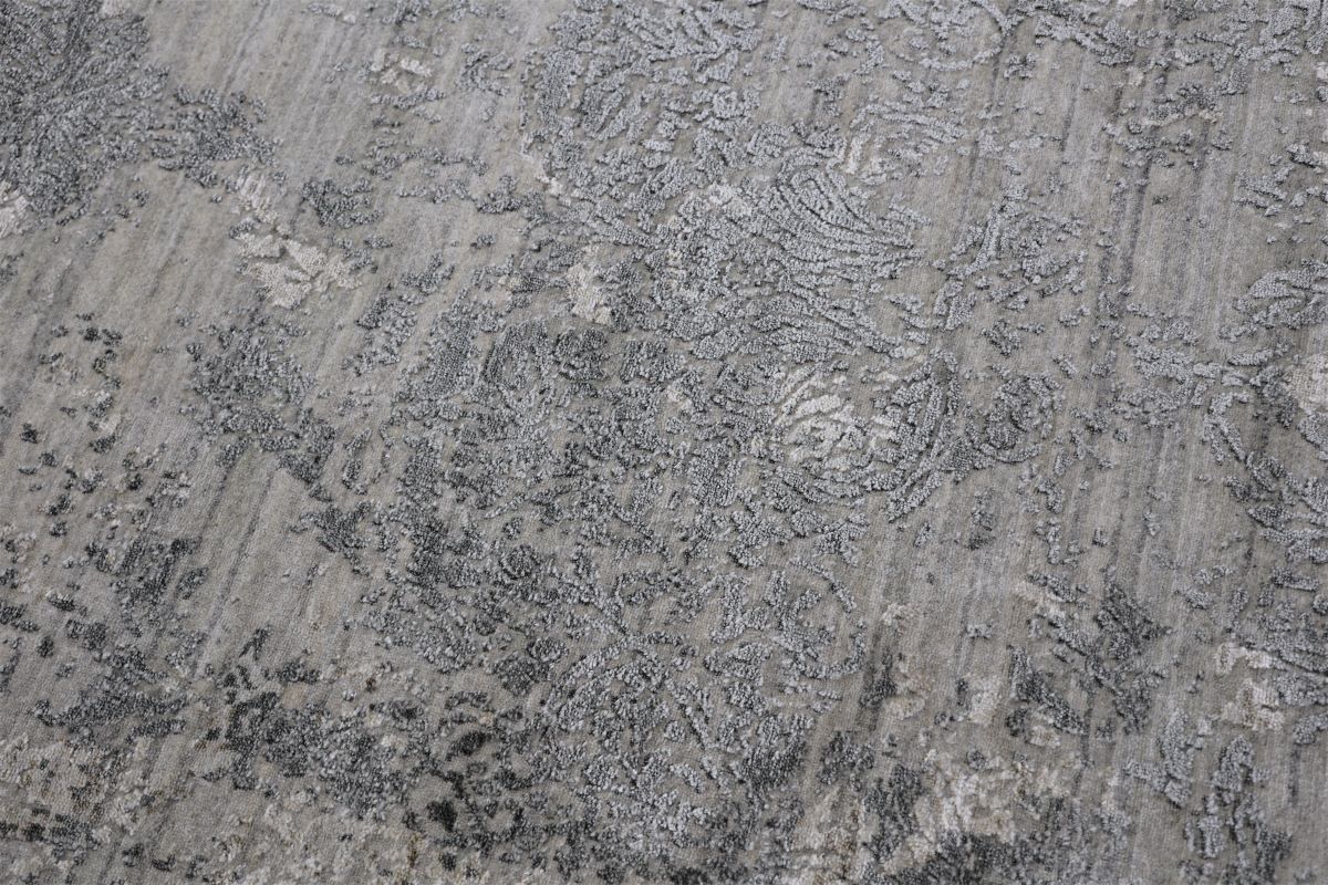 Hand-Woven Modern Crystal Collection