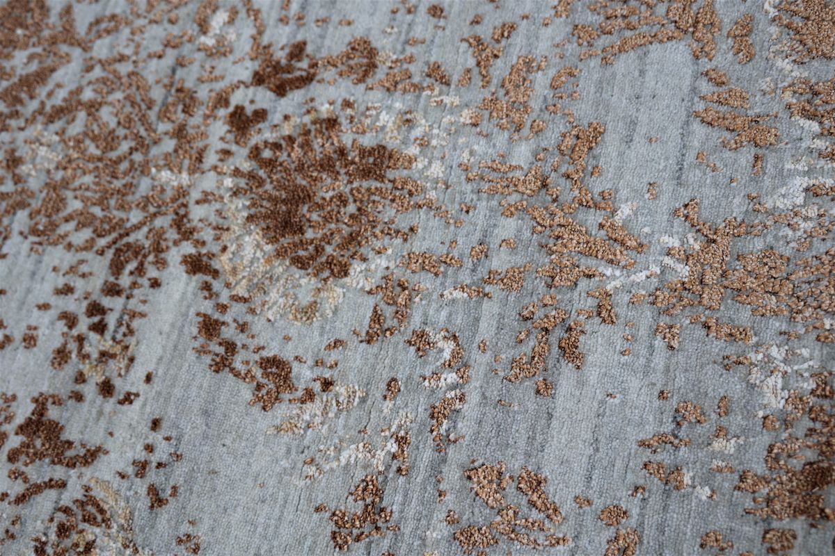 Hand-Woven Modern Crystal Collection