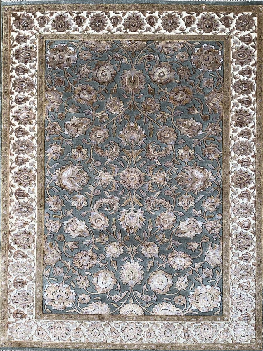 Traditional Hand-Woven Tabriz Design Carpet