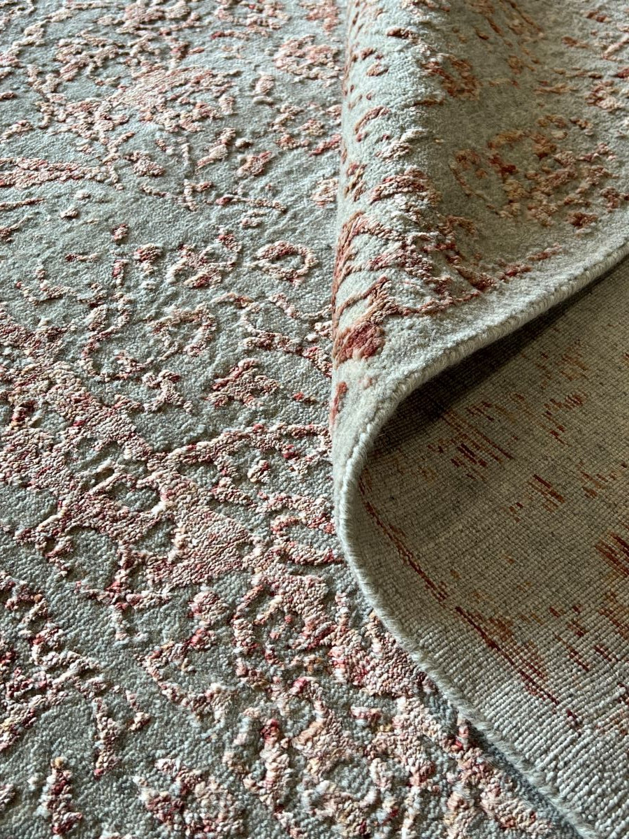 Hand-Woven Modern Transitional Collection