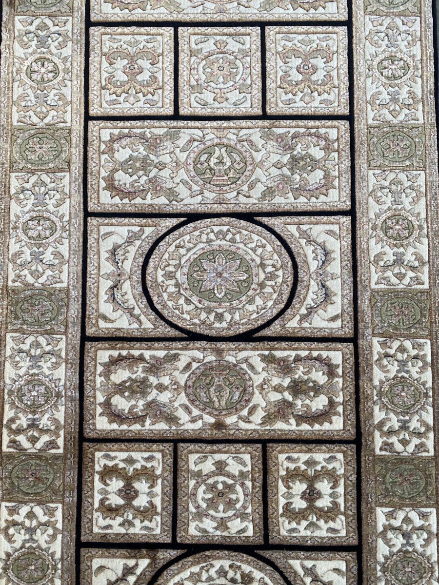 Hand-Woven Imperial Design Hall Runner