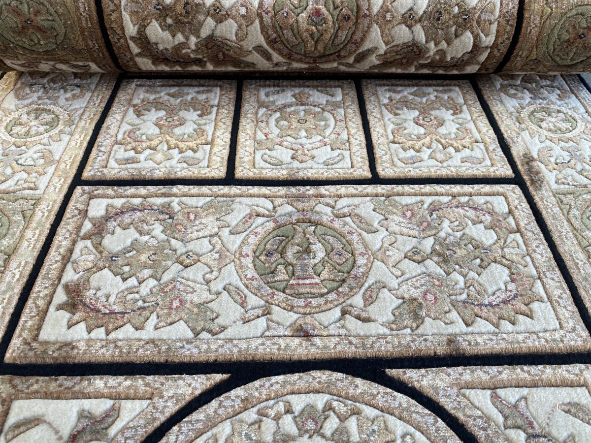 Hand-Woven Imperial Design Hall Runner