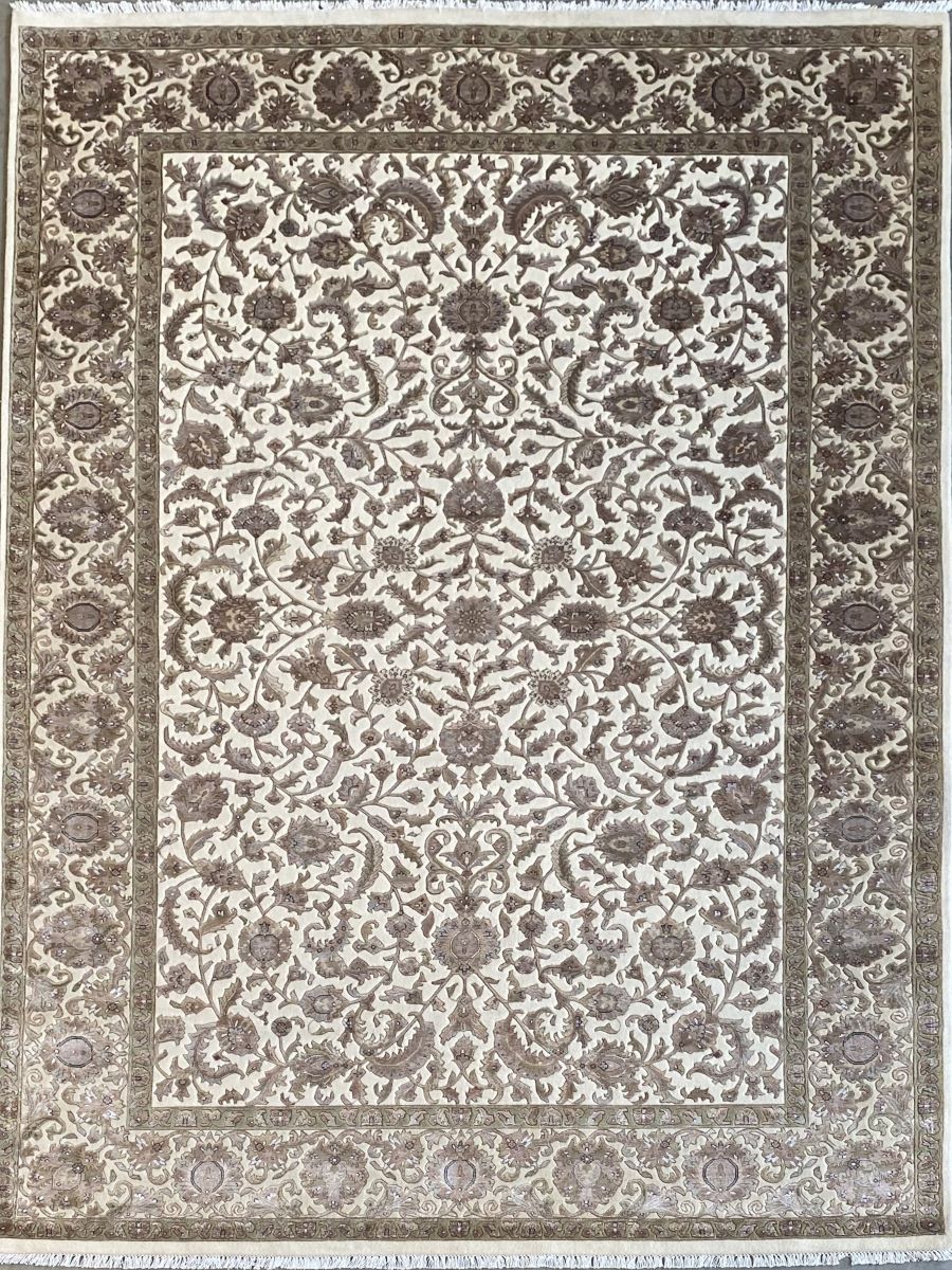 Traditional Hand-Woven Tabriz Design Carpet
