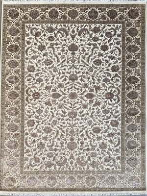 Traditional Handmade Tabriz Design Carpet