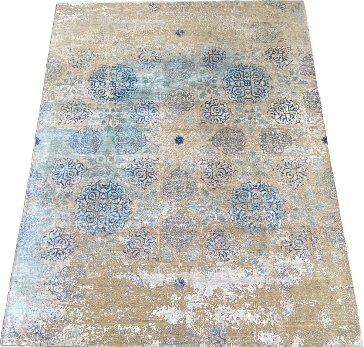 Fine Hand-Woven Modern Imperial Collection