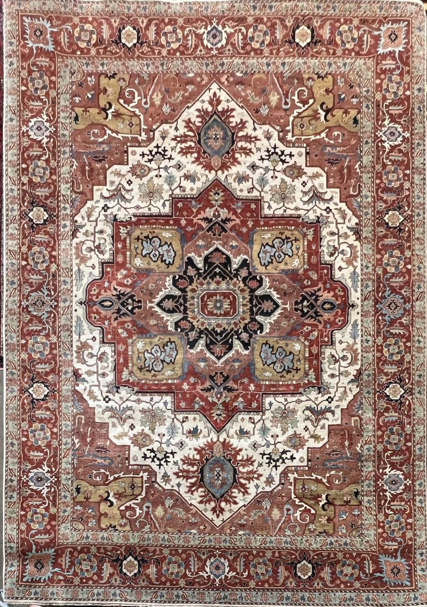 Hand-Woven Serapi Heriz Design Carpet
