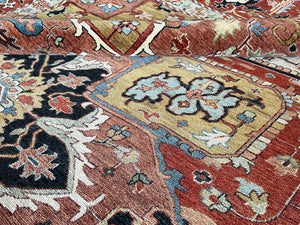 Hand-Woven Serapi Heriz Design Carpet