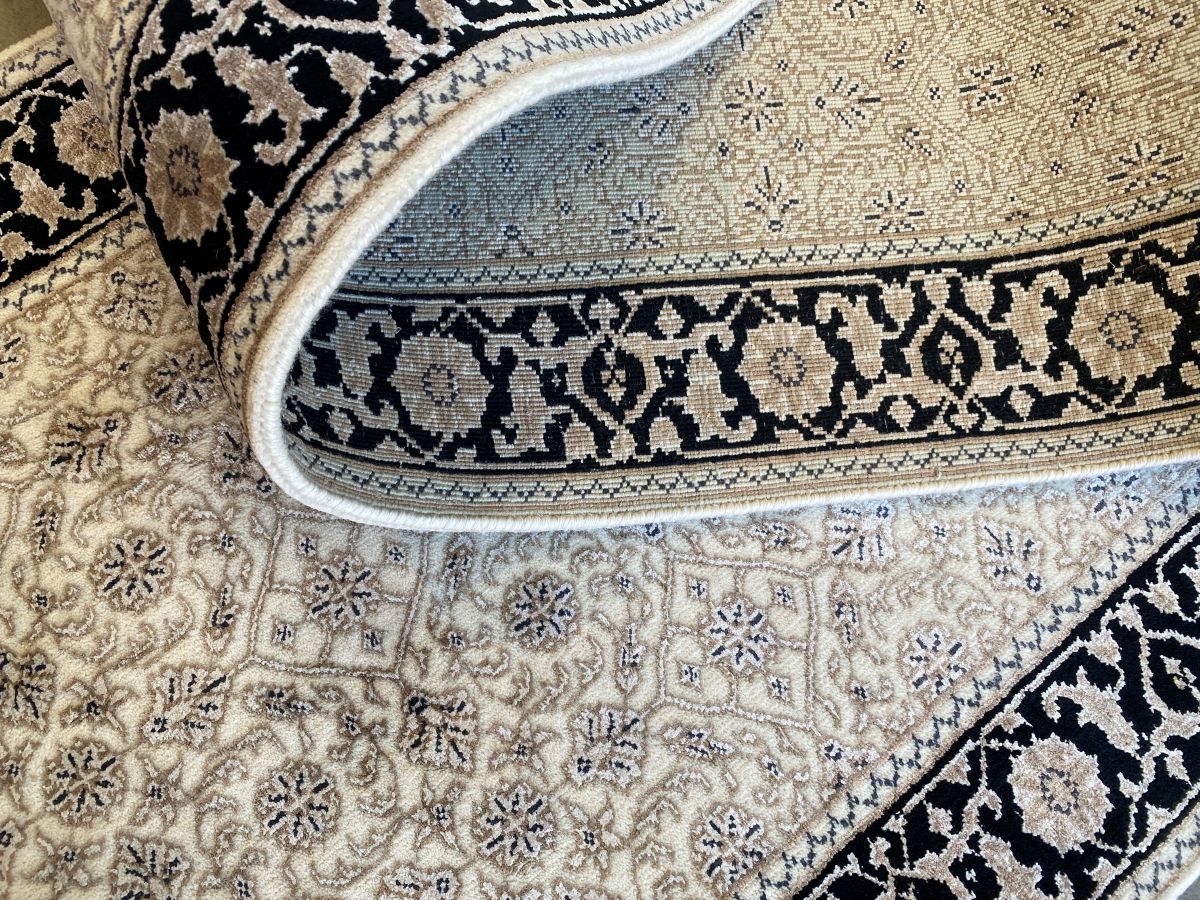 Hand-Woven Herati Design Hall Runner