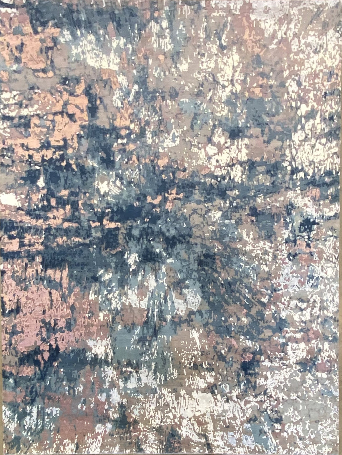 Fine Hand-Woven Modern Everest Collection