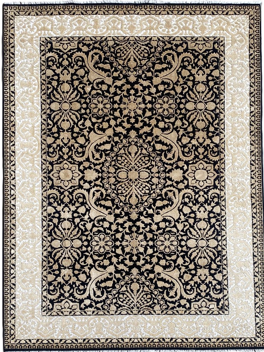 Traditional Hand-Woven Tabriz Design Carpet