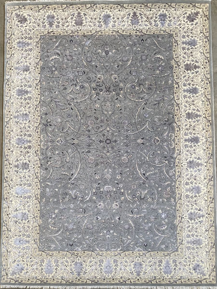 Fine Hand-Knotted Jaipur Isfahan Carpet