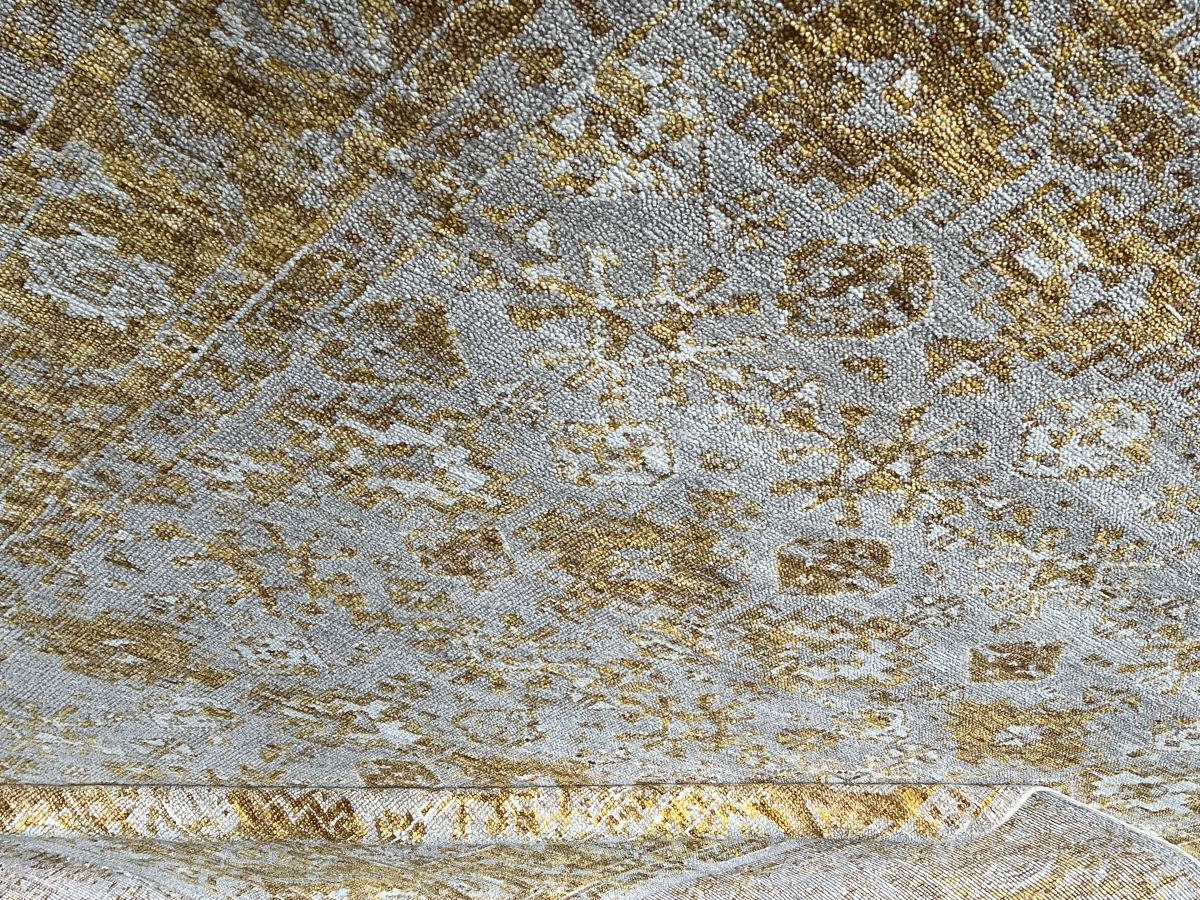 Hand-Woven Modern Ushak Collection