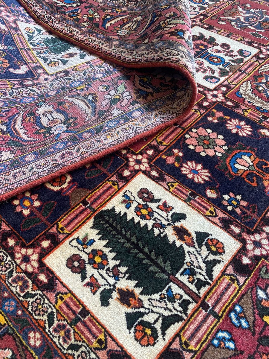 Fine Hand-Knotted Tribal Persian Bakhtiar Chahalshotor Rug