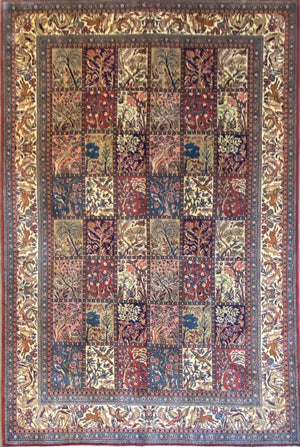 Fine Hand-Knotted Persian Sarouq Carpet