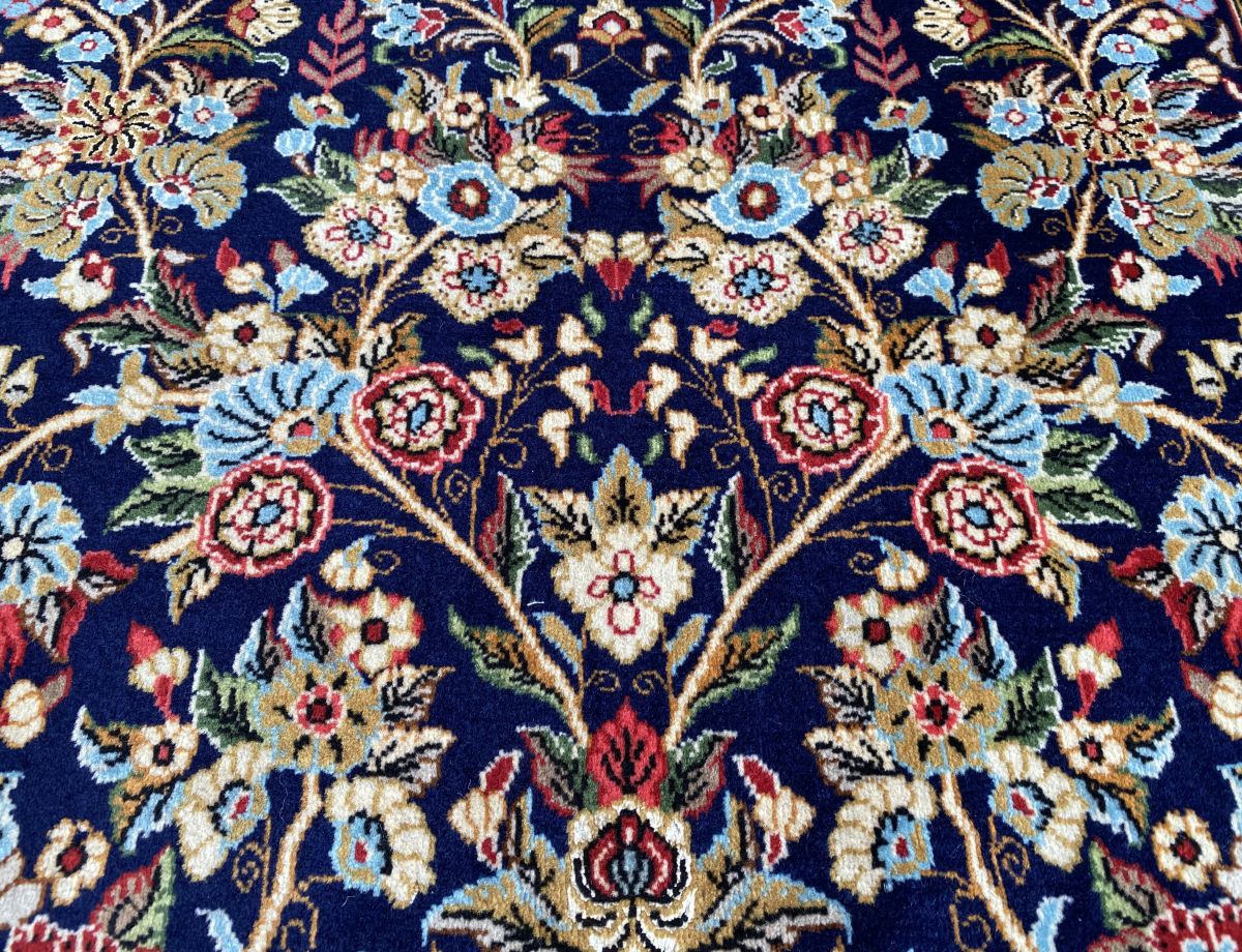 Fine Hand-Knotted Persian Qum Carpet