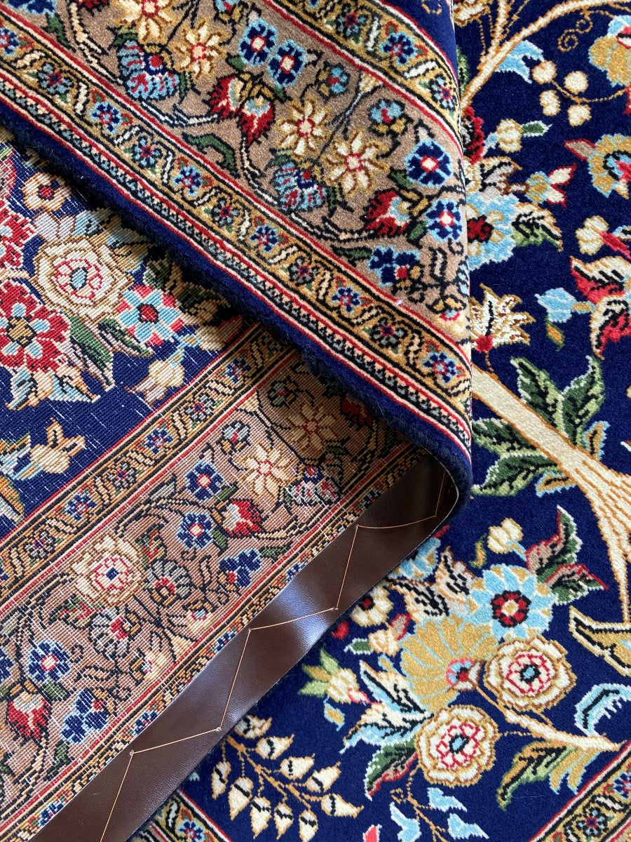 Fine Hand-Knotted Persian Qum Carpet
