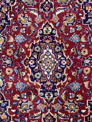 Hand-Knotted Persian Kashan Rug