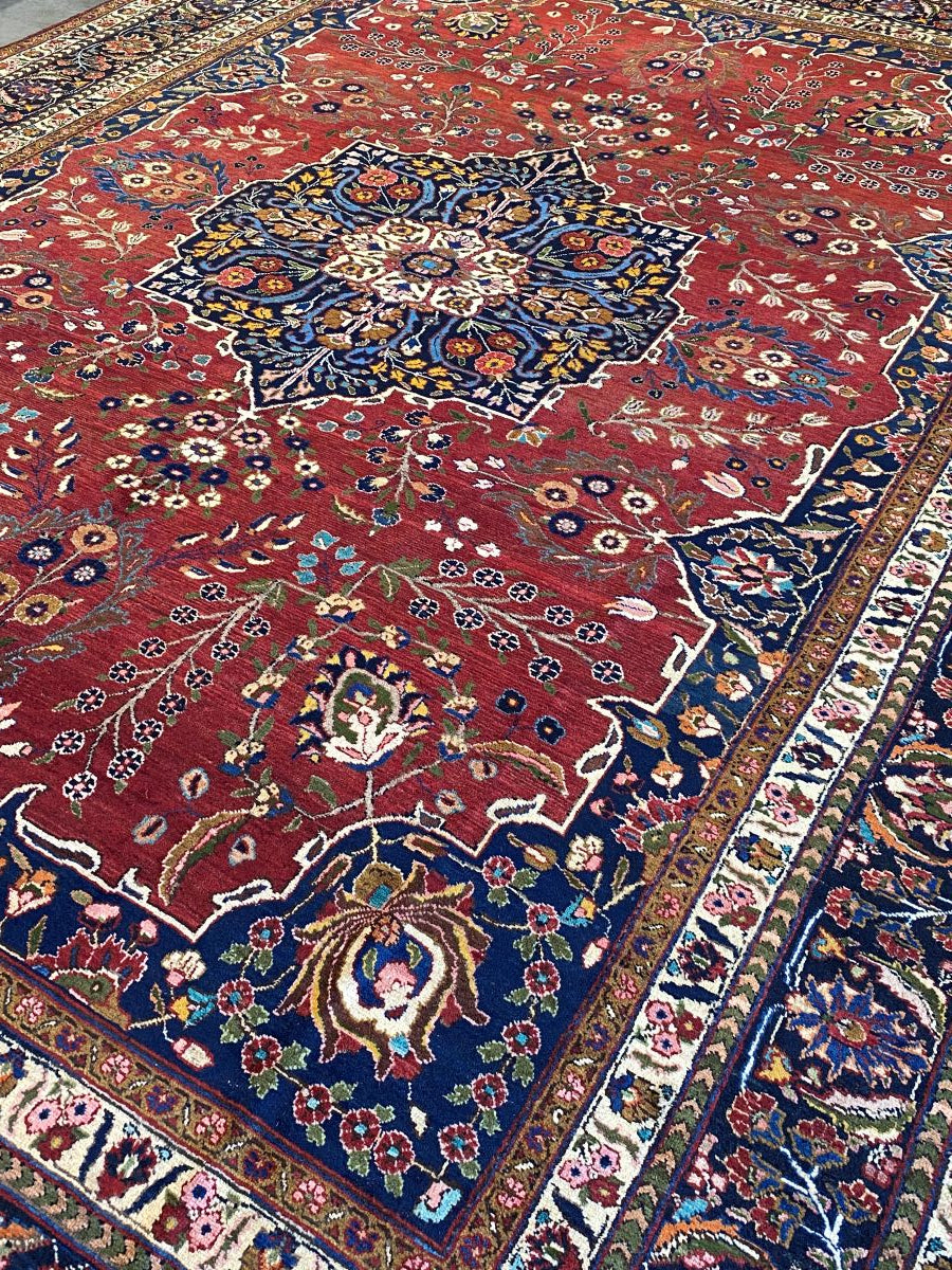 Rare Hand-Knotted Persian Azeri Khalkhal Carpet