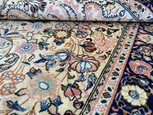 Fine Hand-Knotted Persian Bidjar Rug