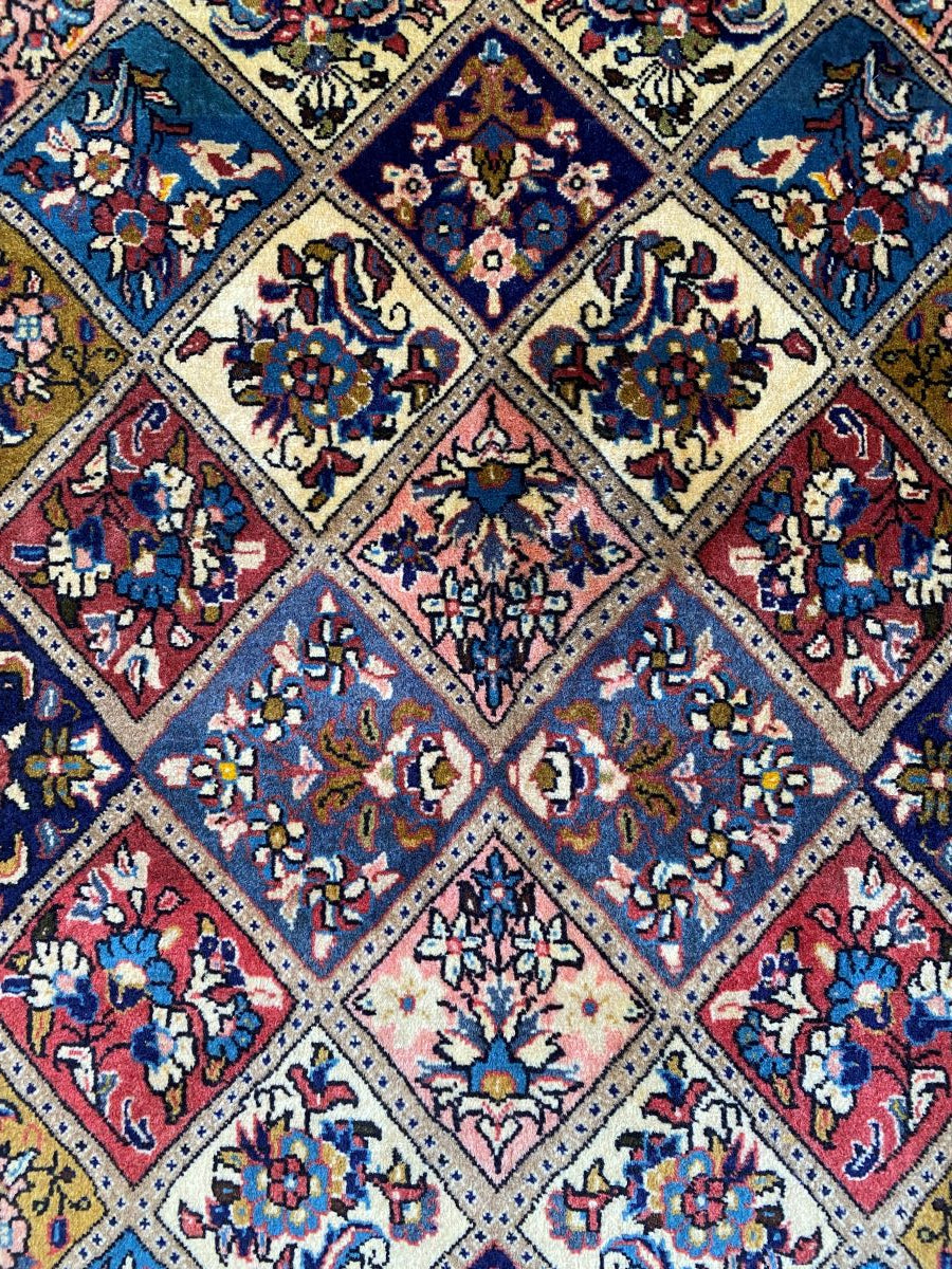Fine Hand-Knotted Persian Qum Rug