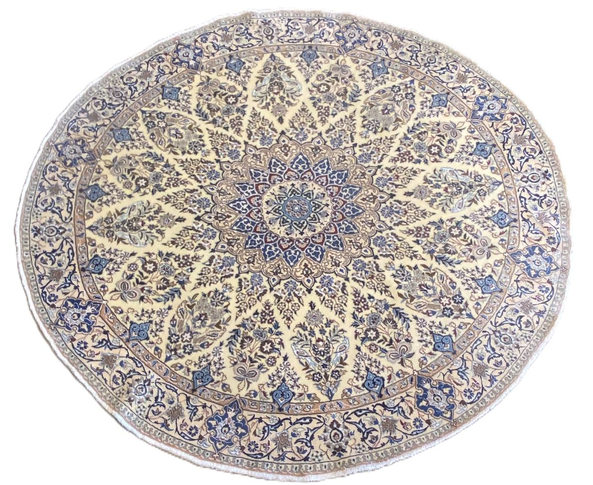 Fine Hand-Knotted Persian Naien Carpet