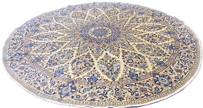 Fine Hand-Knotted Persian Naien Carpet