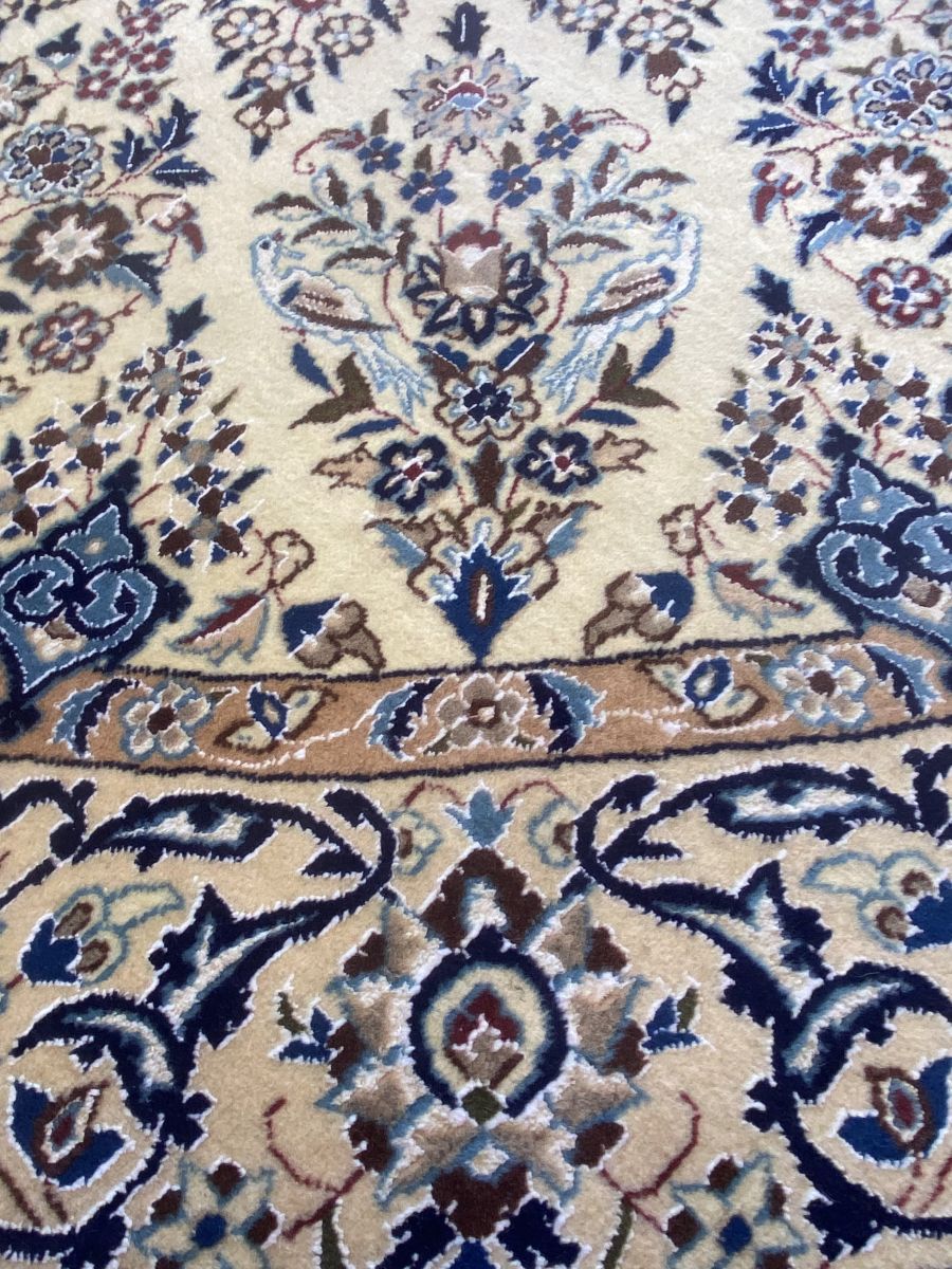 Fine Hand-Knotted Persian Naien Carpet