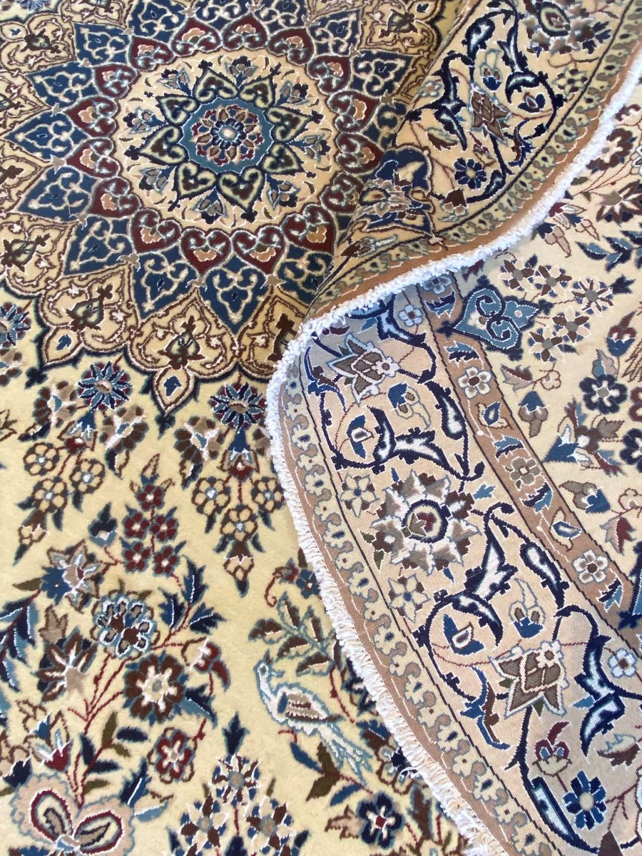Fine Hand-Knotted Persian Naien Carpet
