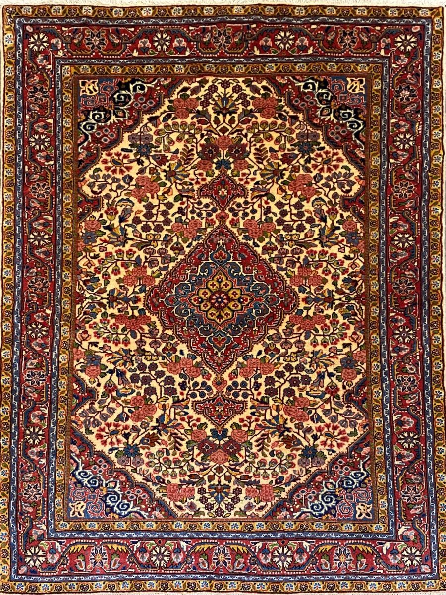 Fine Hand-Knotted Persian Jozan Teyme Carpet