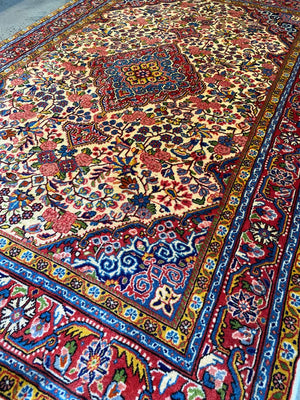 Fine Hand-Knotted Persian Jozan Teyme Carpet