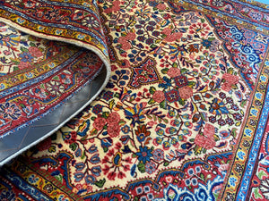 Fine Hand-Knotted Persian Jozan Teyme Carpet