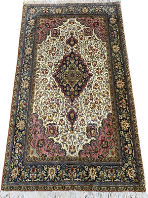 Fine Hand-Knotted Persian Qum Carpet