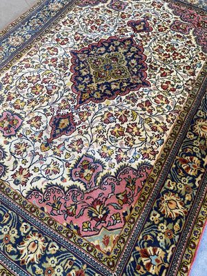 Fine Hand-Knotted Persian Qum Carpet