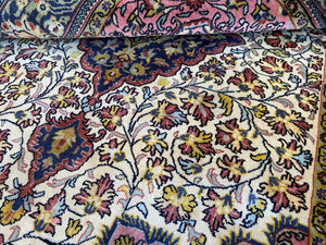 Fine Hand-Knotted Persian Qum Carpet