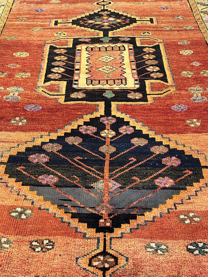 Hand-Knotted Tribal Persian Kohi Rug