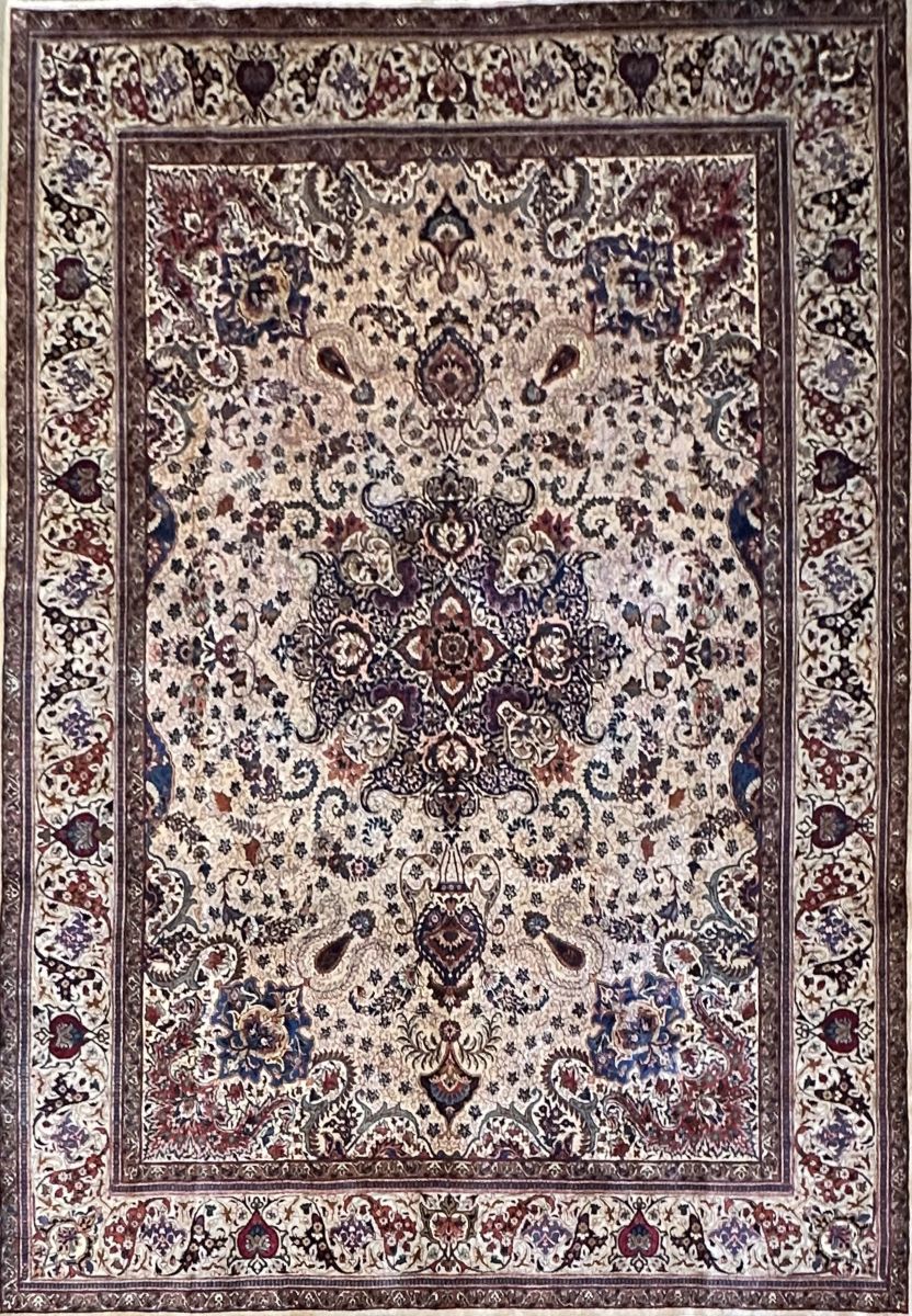 Fine Hand-Knotted Persian Semnan Carpet