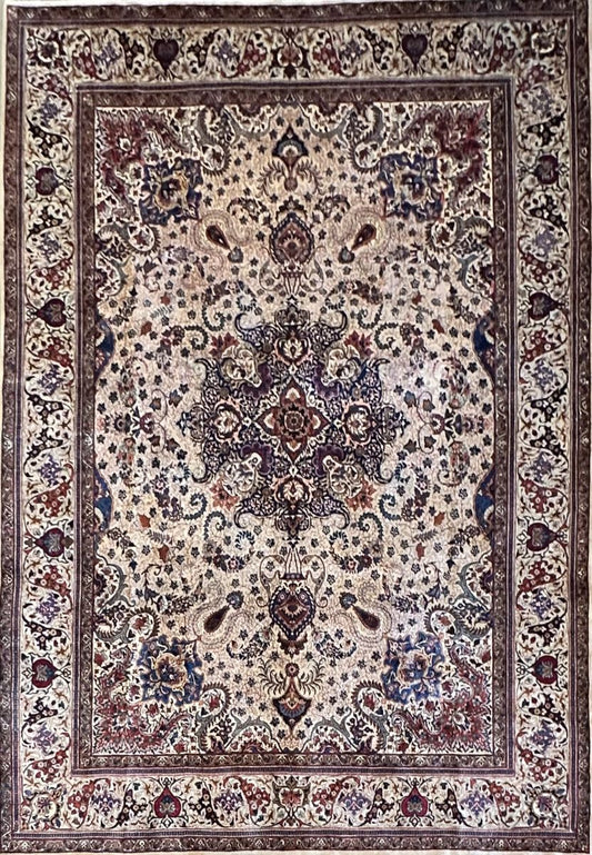 Fine Hand-Knotted Persian Semnan Carpet