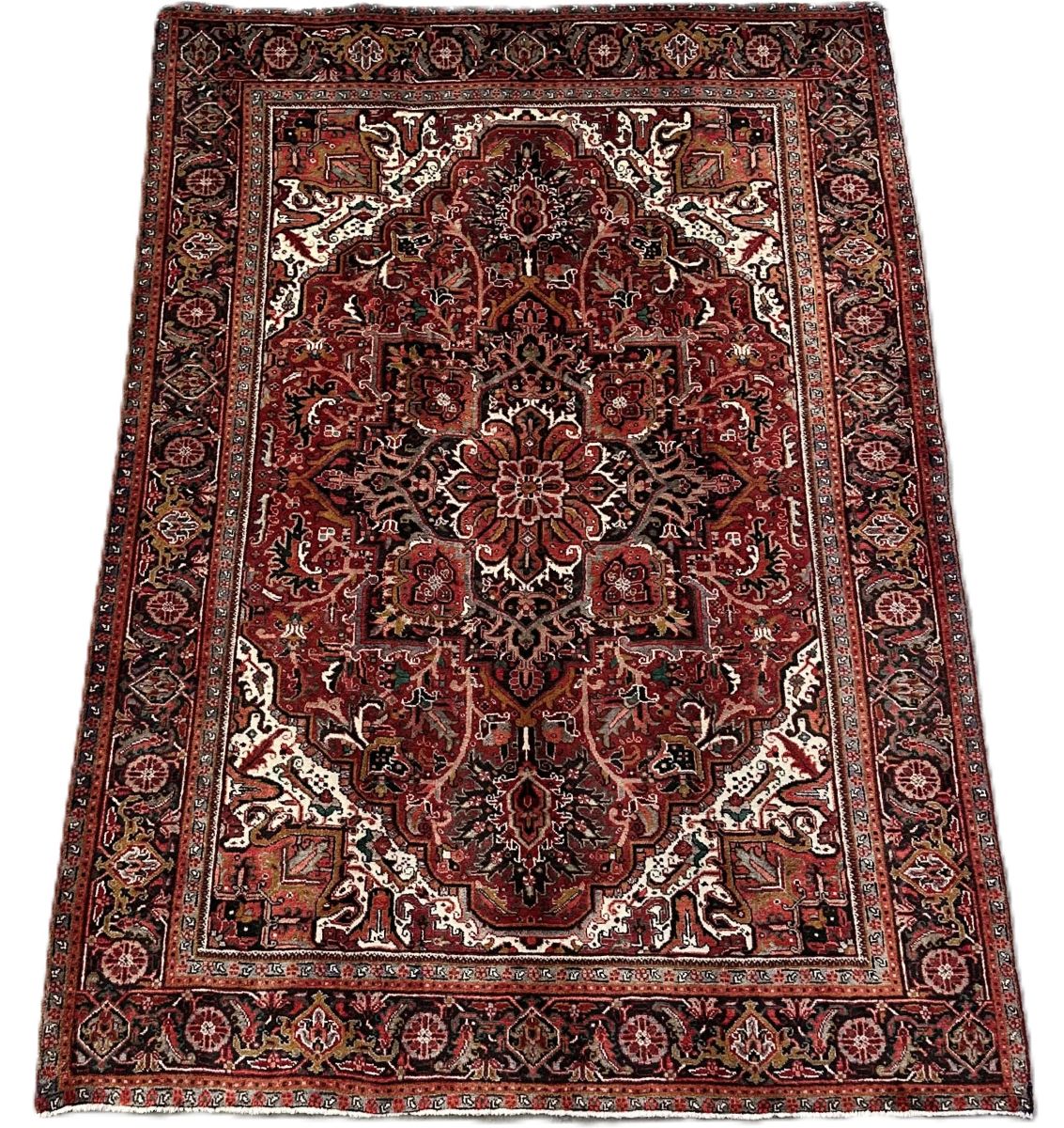 Hand-knotted Traditional Persian Heriz Carpet