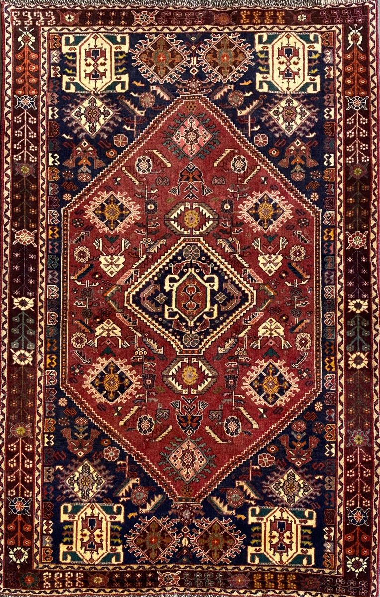 Fine Hand-Knotted Nomadic Persian Qashqaie Rug