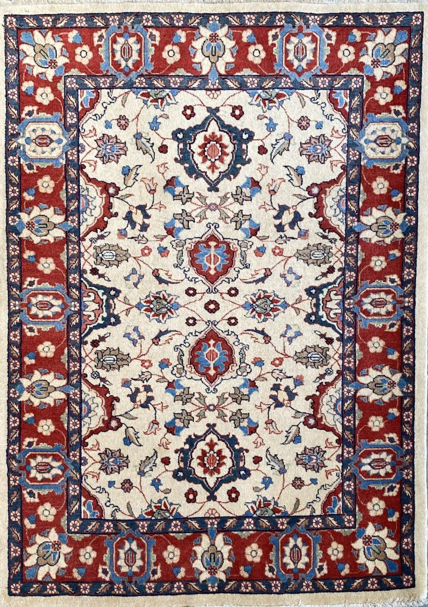 Hand-Knotted Persian Varamin Rug