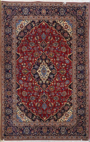 Finely Hand-knotted Persian Kashan Rug