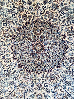 Superfine Hand-Knotted Persian Naien carpet