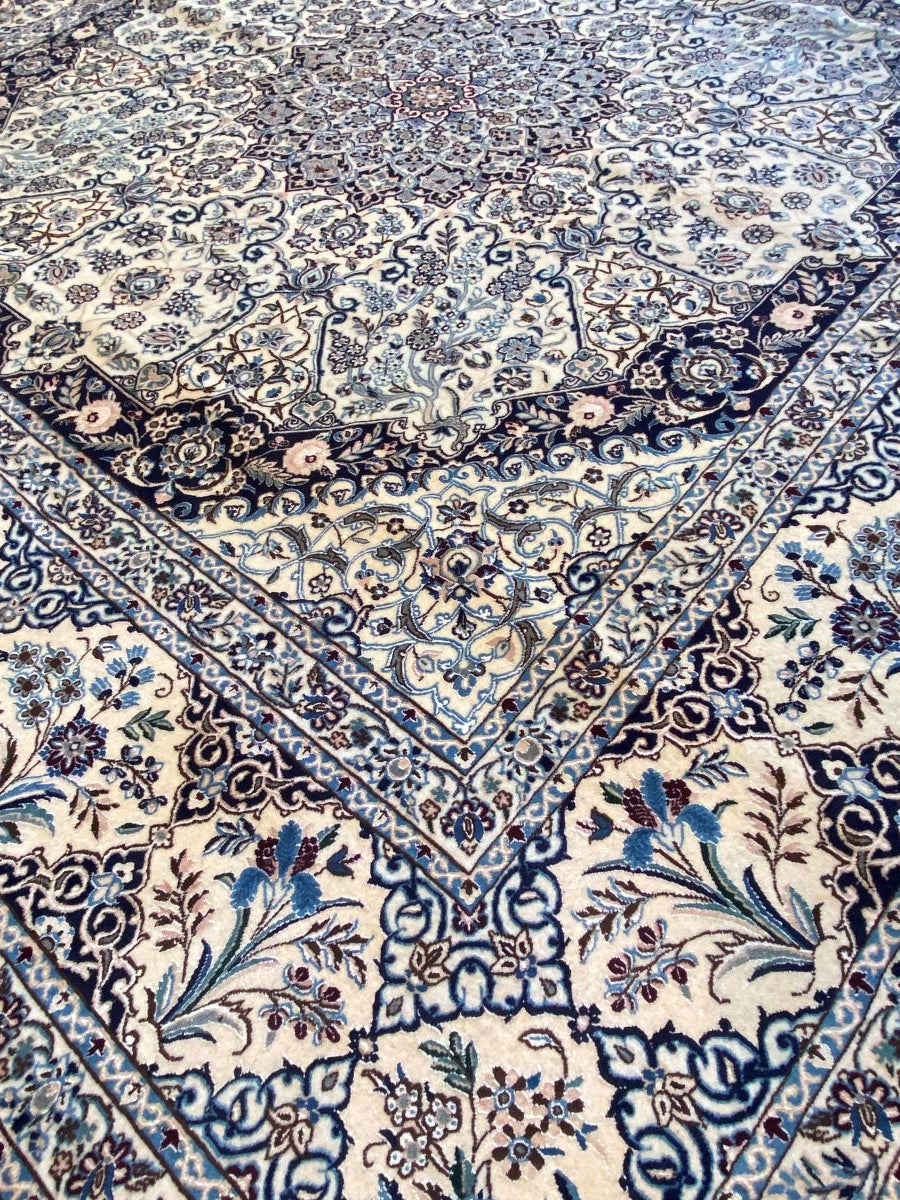 Superfine Hand-Knotted Persian Naien carpet