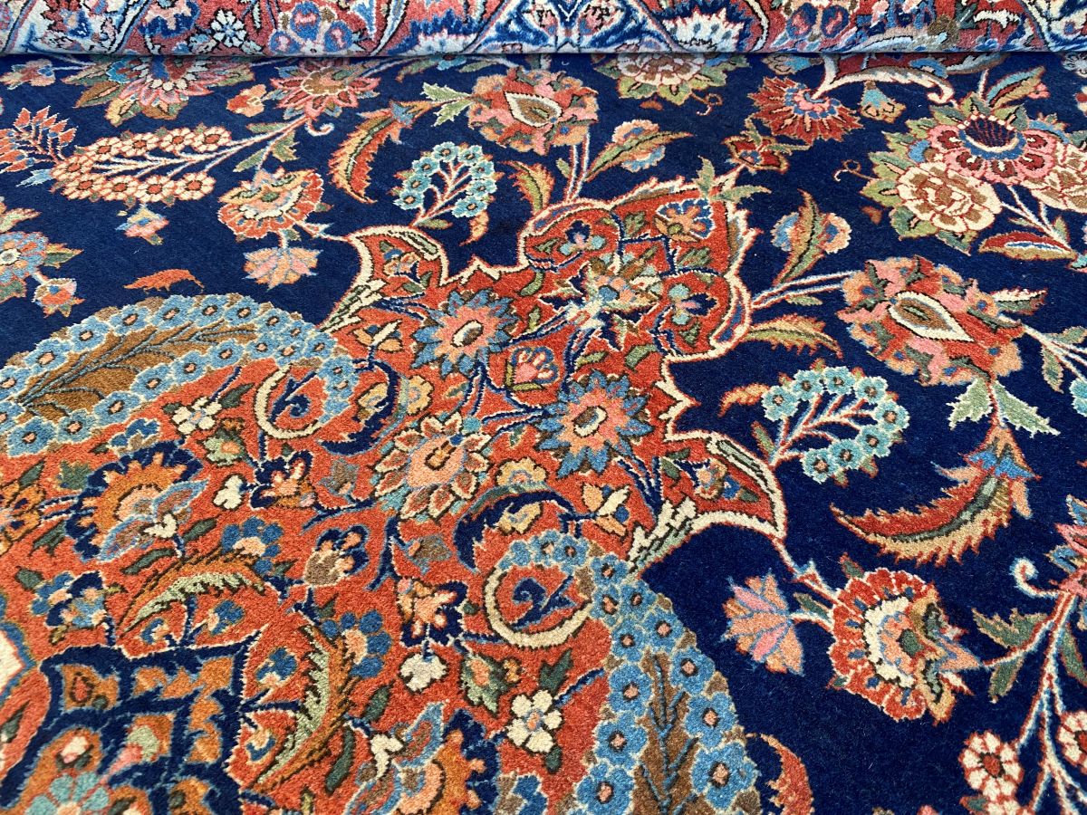 Fine Hand-Knotted Royal Persian Kashan Carpet