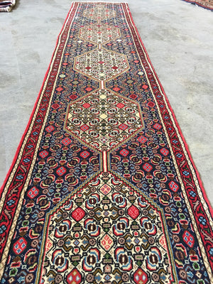 Fine Handmade Persian Senneh Runner